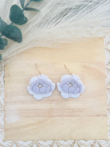 Large Peony Dangle in Pearl & Lavender