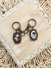 Load image into Gallery viewer, Floral Keychain