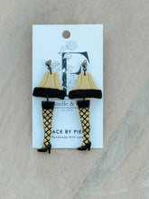 Load image into Gallery viewer, Leg Lamp