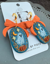 Load image into Gallery viewer, Noelle Ghost with Orange Bow